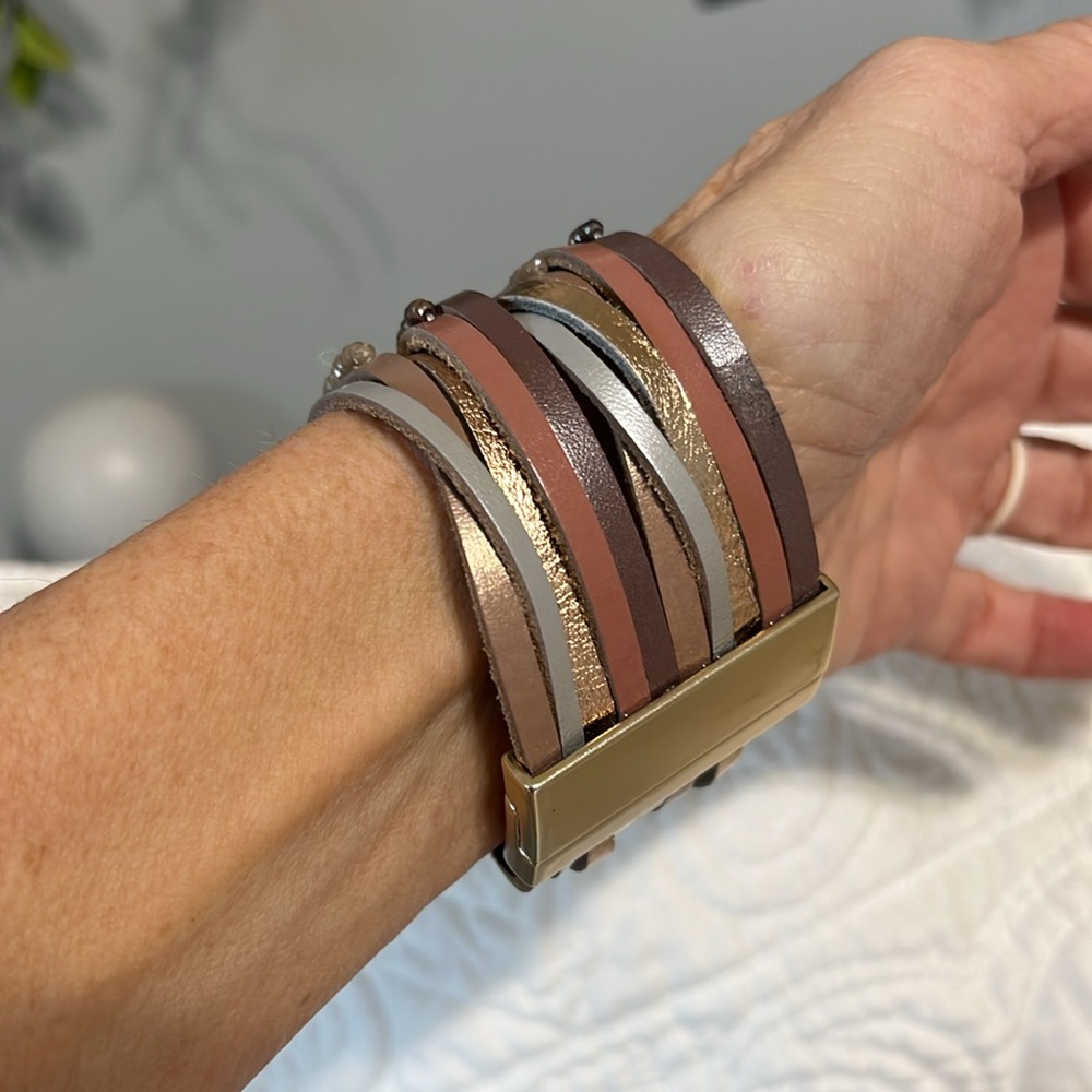 Beaded Multi Strap Bracelet - Picture 7 of 7